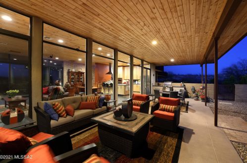 3211 Corte Amarilla, Green Valley AZ 85614-4782 exterior