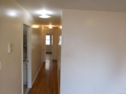 1551 Bruckner Blvd, Bronx NY 10472-6408 exterior