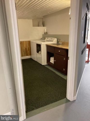 12 Bryn Mawr Pl, Media PA 19063-5335 exterior