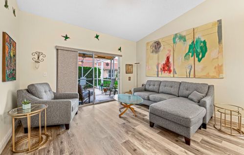 8623 Logia Cir, Boynton Beach FL 33472-7126 exterior