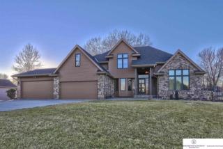 504 211th St, Omaha, NE 68022-4693