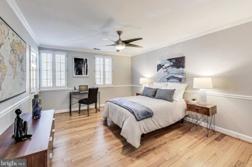 4632 34 St, Arlington VA 22206-1702 exterior