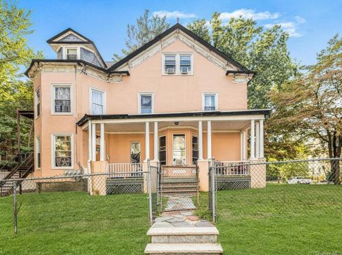 214 Prospect Ave, Mount Vernon NY 10550-2349 exterior