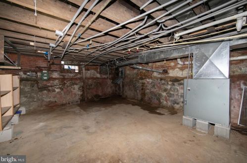 568 Spruce St, Camden NJ 08103-2131 exterior