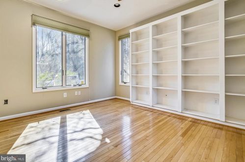 2751 Colonial Rd, Accokeek MD 20607-2366 exterior