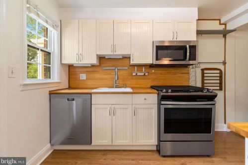 6524 10th St, Alexandria VA  22307-6501 exterior