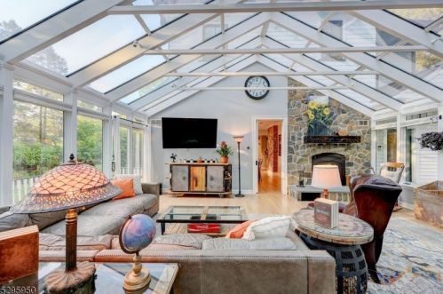 517 Clark St, Westfield NJ 07090-4012 exterior