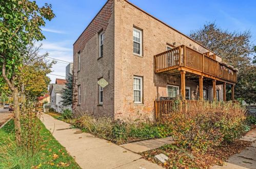 1411 Russell Ave, Milwaukee WI  53207-1957 exterior