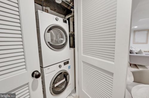 504 Glendale Ave, Alexandria VA 22301-1602 exterior