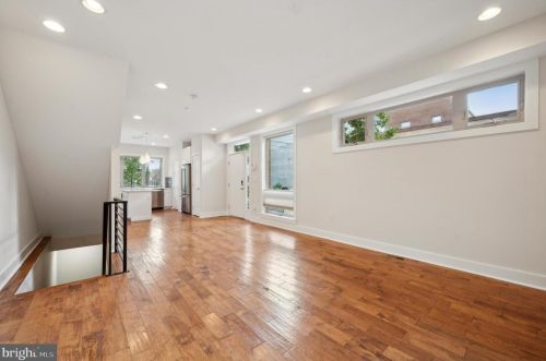 1214 17 St, Philadelphia PA 19132-3929 exterior