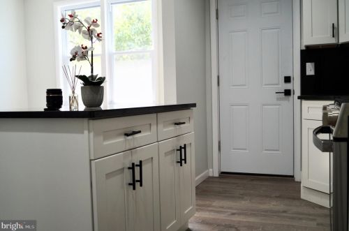 1164 Collings Rd, Camden NJ  08104-3006 exterior