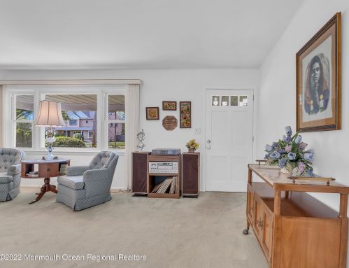 38 Delaware Ave, West Long Branch NJ  07764-1744 exterior