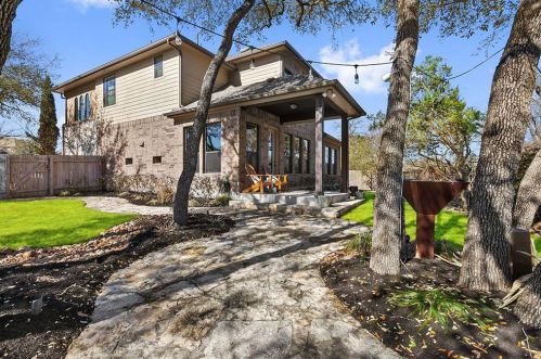 5120 Allamanda Dr, Austin TX 78739-2120 exterior
