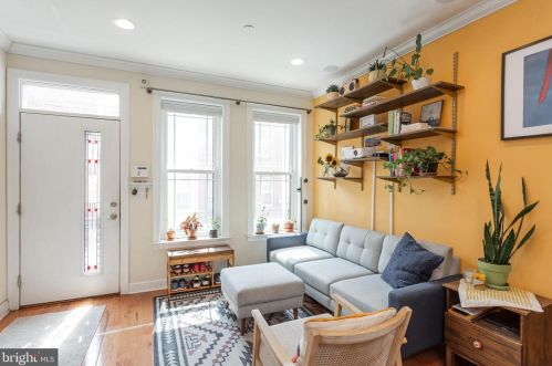 627 Emily St, Philadelphia PA  19148-2412 exterior