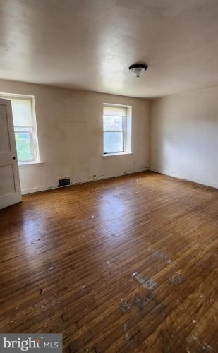 6105 Loretto Ave, Philadelphia PA 19149-3212 exterior