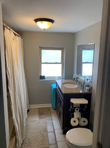 7604 Yates Blvd, Chicago IL  60649-4127 exterior