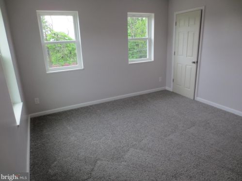 1547 Farmington Ave, Pottstown PA 19464-1401 exterior