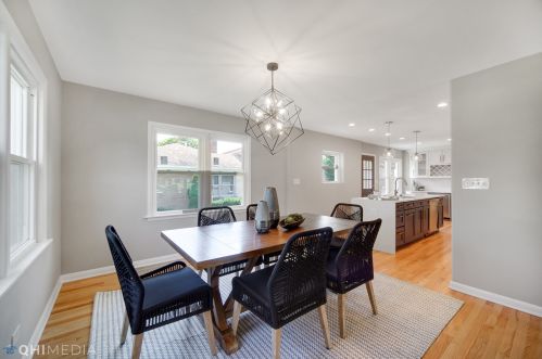 452 Adams St, Elmhurst IL  60126-4633 exterior