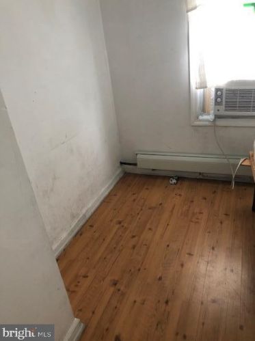 880 Lamberton St, Trenton NJ 08611-3410 exterior