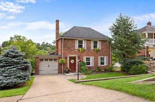 226 Columbia Dr, Pittsburgh PA  15236-4431 exterior