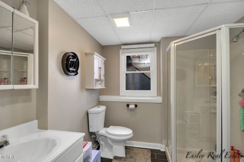 455 Macomb Ave, Grand Rapids MI 49534-3572 exterior