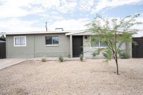 3608 78th Dr, Phoenix, AZ 85033-3601