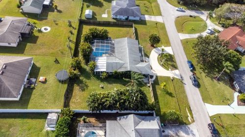 765 Byron St, Fort Pierce FL 34983-1921 exterior