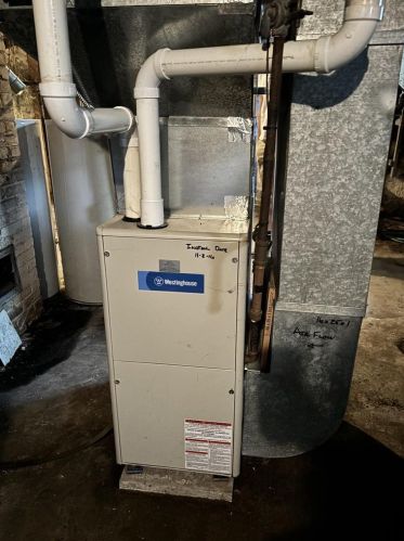 1142 Jenifer St, Madison WI 53703-3745 exterior