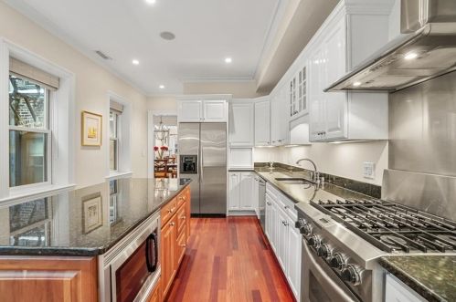 102 Myrtle St, Boston MA exterior