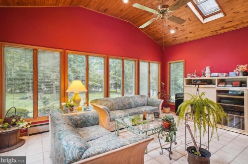 13110 Cleveland Dr, Rockville MD 20850-3723 exterior