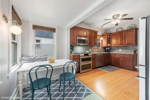 3634 Tripp Ave, Chicago IL 60641-3039 exterior