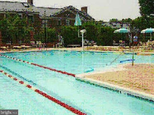 3623 38th St, Washington DC  20016-2925 exterior