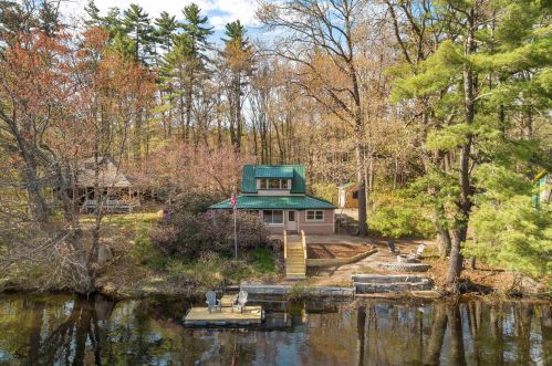 95 Peaceful Ln, Concord, NH 03303-4524