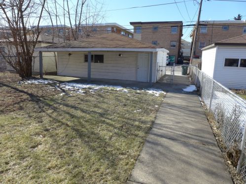 2112 24 Ave, Broadview IL 60155-2824 exterior