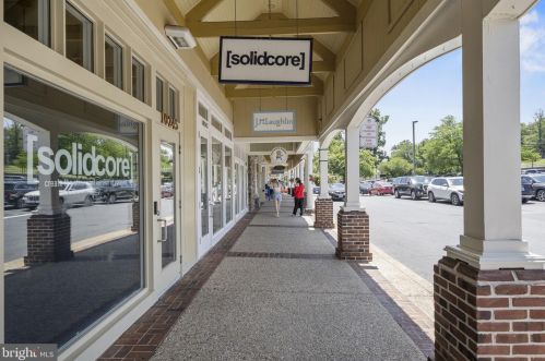 11133 Cedarwood Dr, Rockville MD 20852-3415 exterior