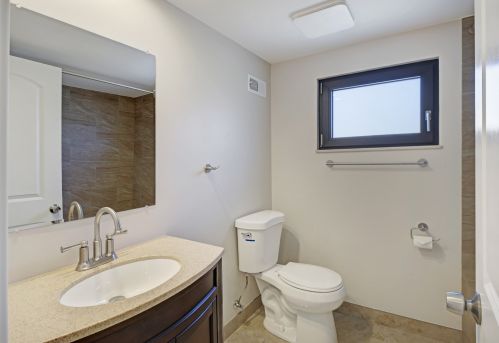 4106 Austin Ave, Chicago IL 60634-1617 exterior