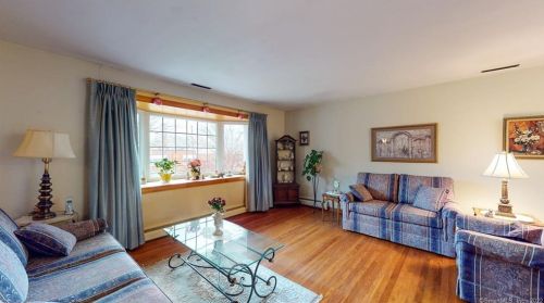 10 Oxcart Dr, Windsor CT 06095-1218 exterior