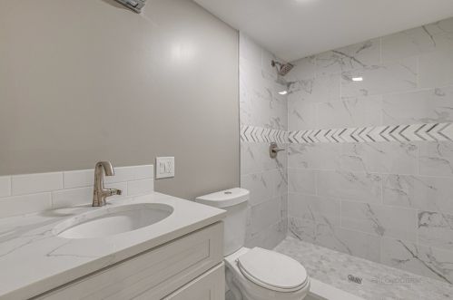 3048 80th St, Chicago IL  60617-1437 exterior