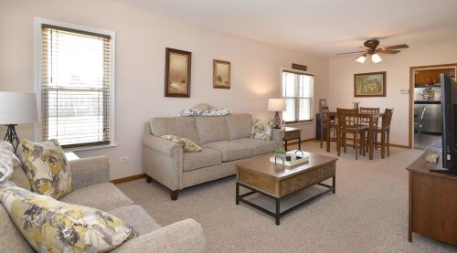 3404 Oketo Ave, Chicago, IL 60634-3446