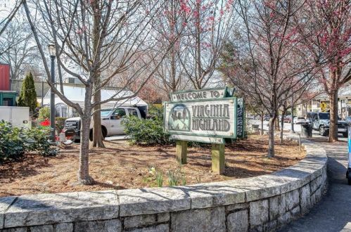 841 Frederica St, Atlanta GA  30306-4703 exterior