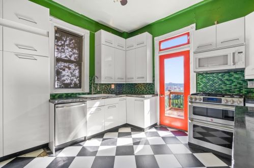 85 Wyoming St, Pittsburgh PA 15211-1700 exterior