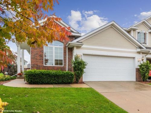 4230 154th St, Des Moines, IA 50323-1913