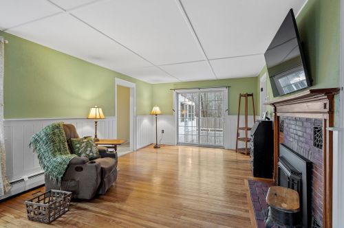 35 Logging Hill Rd, Concord, NH 03304-3719