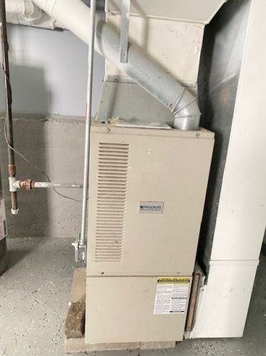 6445 Claremont Ave, Chicago IL 60645-1569 exterior