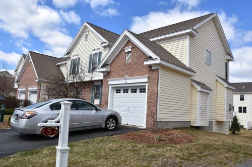 5 Merlot Ct, Concord, NH 03303-1052