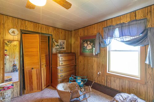 101 Railroad St, Ely MN exterior