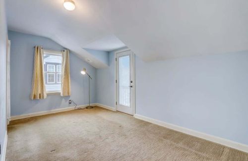 2335 54 St, Milwaukee WI 53219-3352 exterior