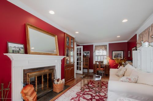 216 Cedar Ave, Red Bank NJ 07704 exterior