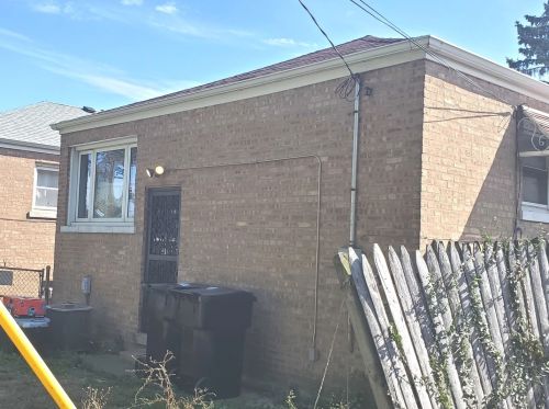 2112 119th St, Chicago IL  60643-4803 exterior