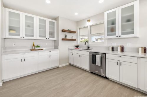 1634 Paula Dr, Honolulu HI  96816-4316 exterior